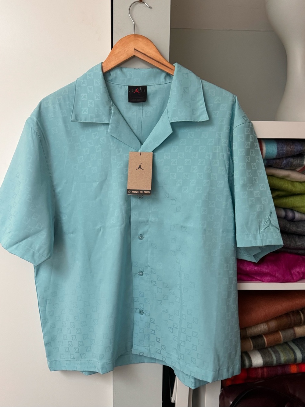 Jordan 23 Men’s Short Sleeve Button-Up Shirt – Light Aqua